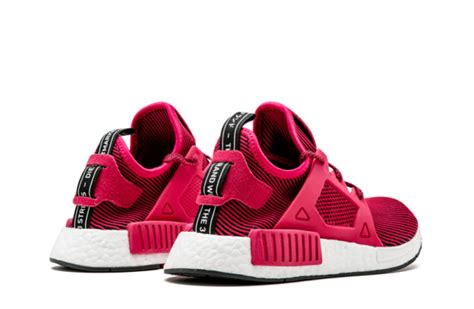 nmd アディダス 偽物